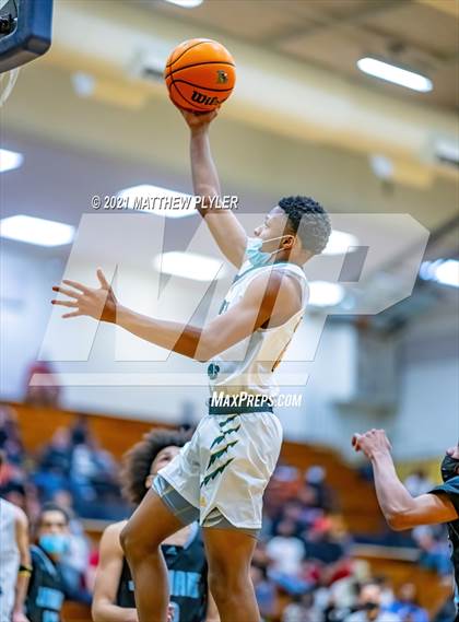 Thumbnail 2 in Overhills vs Apex (Yellow Jacket Christmas Classic Tournament) photogallery.