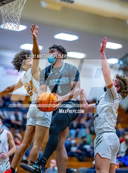 Thumbnail 3 in Overhills vs Apex (Yellow Jacket Christmas Classic Tournament) photogallery.