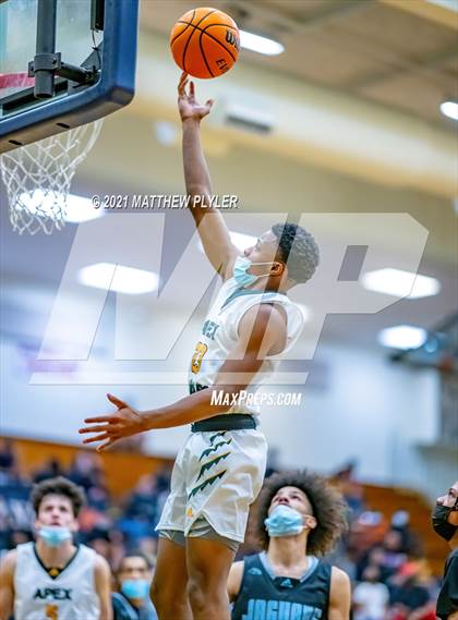 Thumbnail 3 in Overhills vs Apex (Yellow Jacket Christmas Classic Tournament) photogallery.