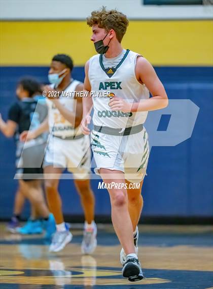 Thumbnail 3 in Overhills vs Apex (Yellow Jacket Christmas Classic Tournament) photogallery.