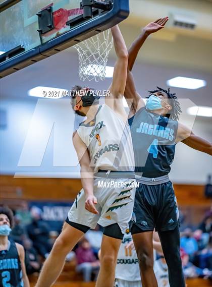 Thumbnail 2 in Overhills vs Apex (Yellow Jacket Christmas Classic Tournament) photogallery.