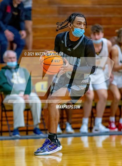 Thumbnail 1 in Overhills vs Apex (Yellow Jacket Christmas Classic Tournament) photogallery.