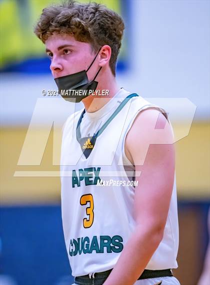 Thumbnail 2 in Overhills vs Apex (Yellow Jacket Christmas Classic Tournament) photogallery.