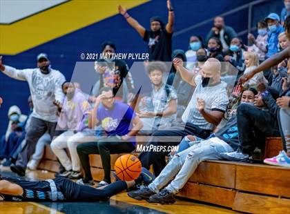Thumbnail 2 in Overhills vs Apex (Yellow Jacket Christmas Classic Tournament) photogallery.