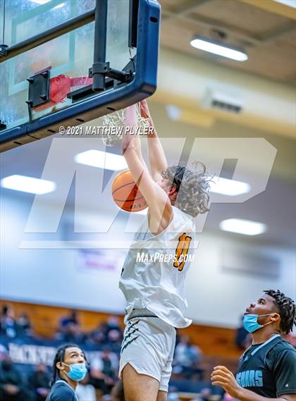 Thumbnail 3 in Overhills vs Apex (Yellow Jacket Christmas Classic Tournament) photogallery.