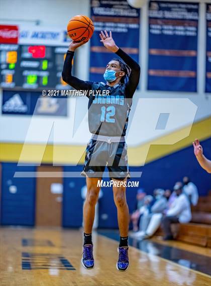 Thumbnail 2 in Overhills vs Apex (Yellow Jacket Christmas Classic Tournament) photogallery.