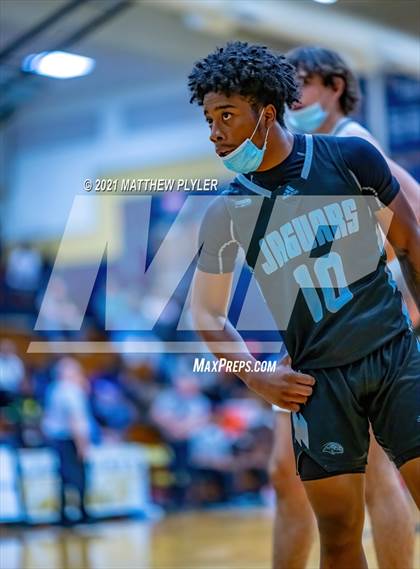 Thumbnail 3 in Overhills vs Apex (Yellow Jacket Christmas Classic Tournament) photogallery.