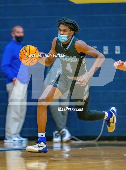 Thumbnail 2 in Overhills vs Apex (Yellow Jacket Christmas Classic Tournament) photogallery.