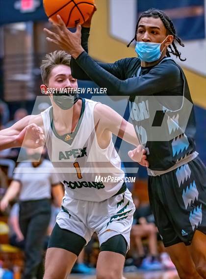 Thumbnail 3 in Overhills vs Apex (Yellow Jacket Christmas Classic Tournament) photogallery.
