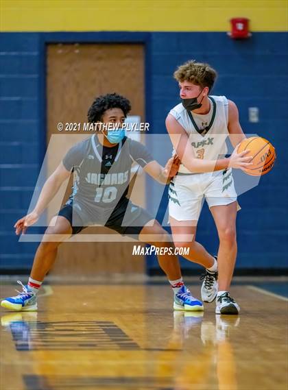 Thumbnail 3 in Overhills vs Apex (Yellow Jacket Christmas Classic Tournament) photogallery.