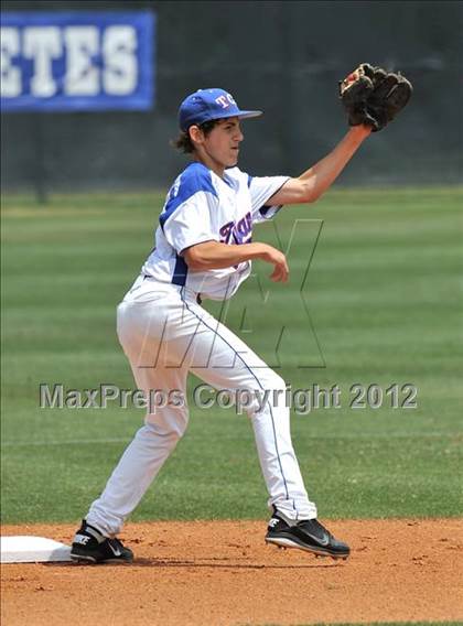 Thumbnail 3 in Houston Christian @ Trinity Christian (TAPPS 5A Area Playoffs) photogallery.