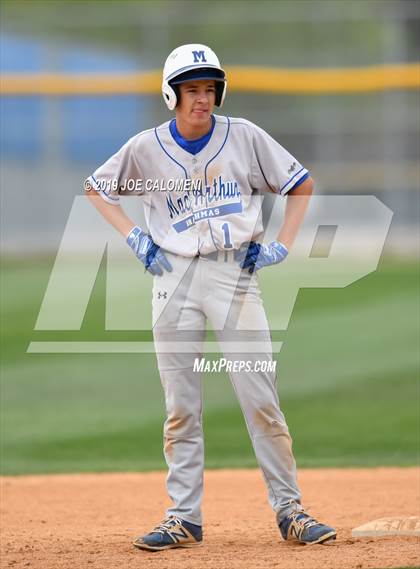 Thumbnail 3 in Lee [Robert E.] vs MacArthur [Douglas] photogallery.