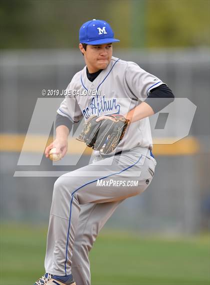 Thumbnail 3 in Lee [Robert E.] vs MacArthur [Douglas] photogallery.