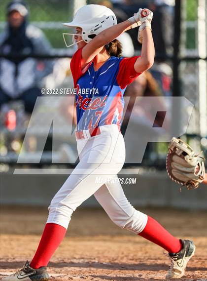 Thumbnail 1 in Cherry Creek @ Cherokee Trail photogallery.