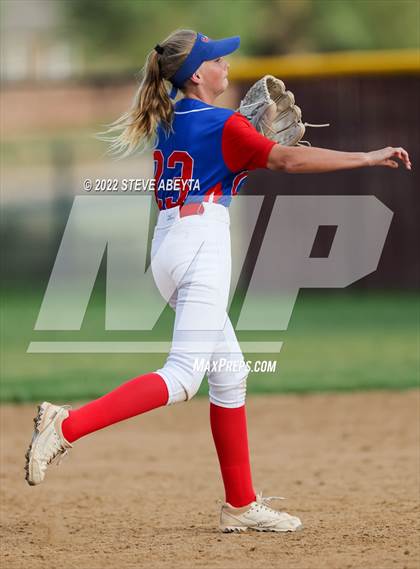Thumbnail 2 in Cherry Creek @ Cherokee Trail photogallery.