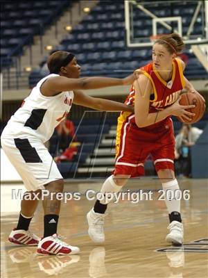 Thumbnail 2 in Mt. Miguel vs. Mt. Carmel (SDS D2 Final) photogallery.