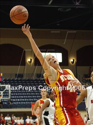 Thumbnail 3 in Mt. Miguel vs. Mt. Carmel (SDS D2 Final) photogallery.