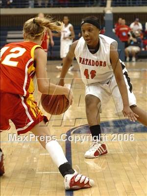 Thumbnail 1 in Mt. Miguel vs. Mt. Carmel (SDS D2 Final) photogallery.