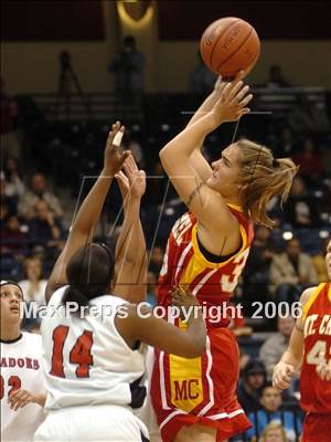 Thumbnail 3 in Mt. Miguel vs. Mt. Carmel (SDS D2 Final) photogallery.