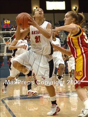 Thumbnail 2 in Mt. Miguel vs. Mt. Carmel (SDS D2 Final) photogallery.