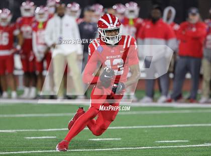 Thumbnail 2 in Mater Dei vs. Serra (CIF Open Division State Final) photogallery.