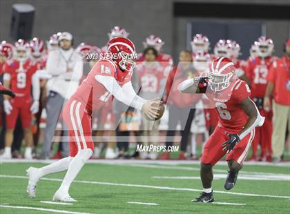 Thumbnail 1 in Mater Dei vs. Serra (CIF Open Division State Final) photogallery.