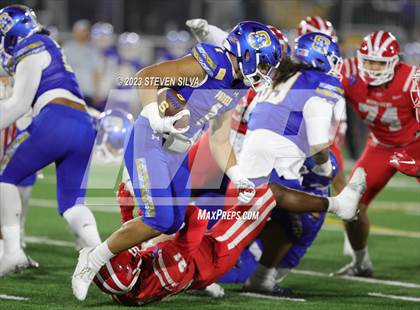 Thumbnail 3 in Mater Dei vs. Serra (CIF Open Division State Final) photogallery.