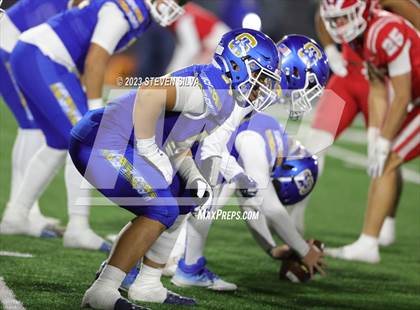 Thumbnail 2 in Mater Dei vs. Serra (CIF Open Division State Final) photogallery.