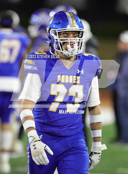 Thumbnail 2 in Mater Dei vs. Serra (CIF Open Division State Final) photogallery.
