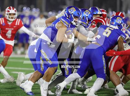 Thumbnail 1 in Mater Dei vs. Serra (CIF Open Division State Final) photogallery.