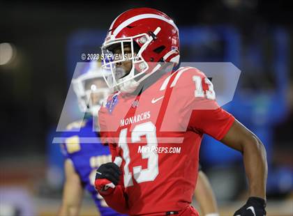 Thumbnail 2 in Mater Dei vs. Serra (CIF Open Division State Final) photogallery.