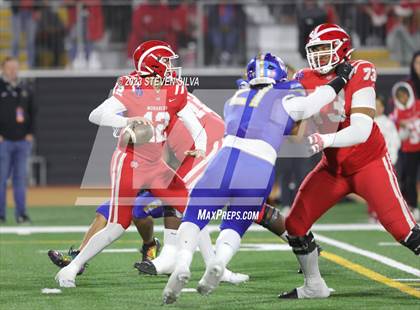 Thumbnail 2 in Mater Dei vs. Serra (CIF Open Division State Final) photogallery.