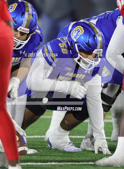 Thumbnail 3 in Mater Dei vs. Serra (CIF Open Division State Final) photogallery.