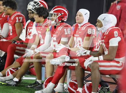 Thumbnail 3 in Mater Dei vs. Serra (CIF Open Division State Final) photogallery.
