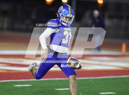 Thumbnail 1 in Mater Dei vs. Serra (CIF Open Division State Final) photogallery.