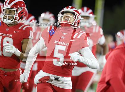 Thumbnail 3 in Mater Dei vs. Serra (CIF Open Division State Final) photogallery.