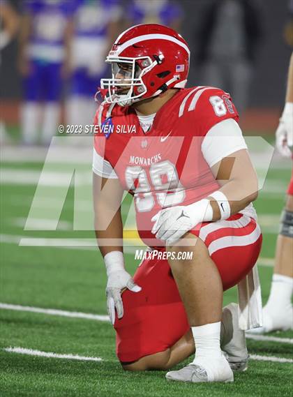 Thumbnail 3 in Mater Dei vs. Serra (CIF Open Division State Final) photogallery.