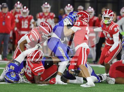 Thumbnail 3 in Mater Dei vs. Serra (CIF Open Division State Final) photogallery.