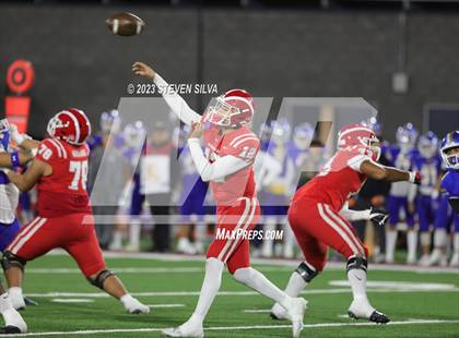 Thumbnail 1 in Mater Dei vs. Serra (CIF Open Division State Final) photogallery.