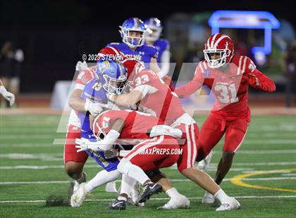 Thumbnail 2 in Mater Dei vs. Serra (CIF Open Division State Final) photogallery.
