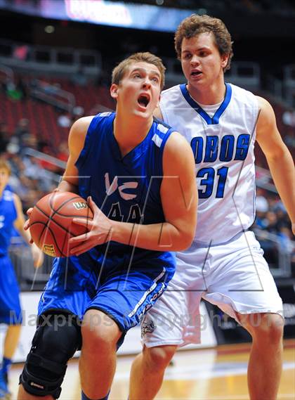 Thumbnail 3 in Valley Christian @ Snowflake (AIA D3 Semifinals) photogallery.