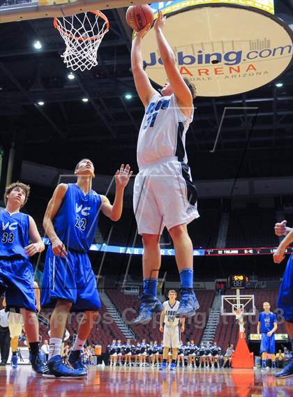 Thumbnail 2 in Valley Christian @ Snowflake (AIA D3 Semifinals) photogallery.