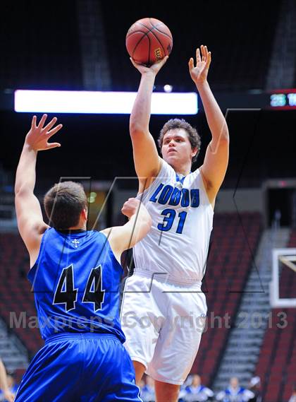 Thumbnail 2 in Valley Christian @ Snowflake (AIA D3 Semifinals) photogallery.