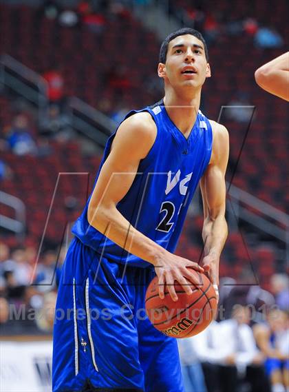 Thumbnail 1 in Valley Christian @ Snowflake (AIA D3 Semifinals) photogallery.