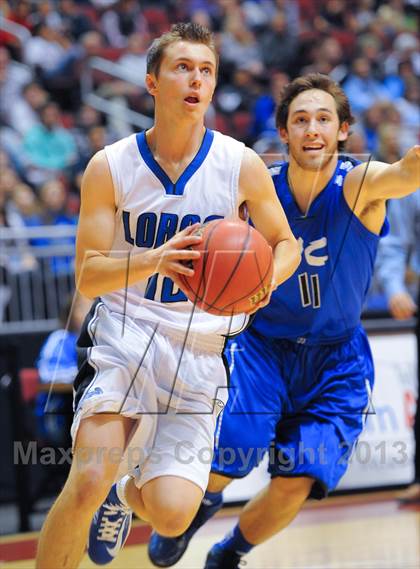 Thumbnail 3 in Valley Christian @ Snowflake (AIA D3 Semifinals) photogallery.