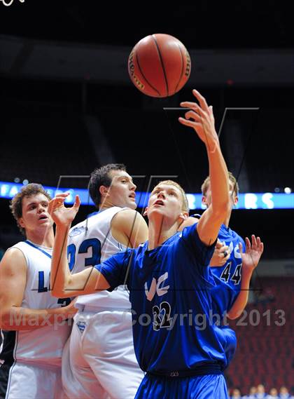 Thumbnail 1 in Valley Christian @ Snowflake (AIA D3 Semifinals) photogallery.