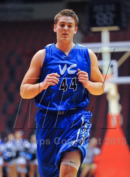 Thumbnail 2 in Valley Christian @ Snowflake (AIA D3 Semifinals) photogallery.