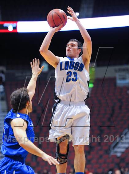 Thumbnail 2 in Valley Christian @ Snowflake (AIA D3 Semifinals) photogallery.