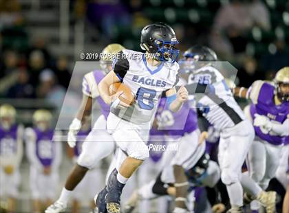 Thumbnail 1 in Mart vs. Detroit (UIL 2A Division 2 Region 3 Area Playoff) photogallery.