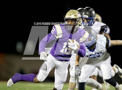 Thumbnail 3 in Mart vs. Detroit (UIL 2A Division 2 Region 3 Area Playoff) photogallery.